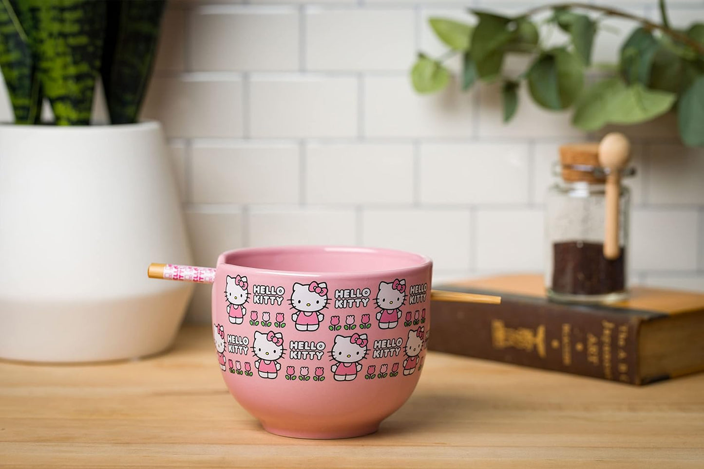 Hello Kitty Flowers 20z Ceramic Ramen Bowl with Chopsticks